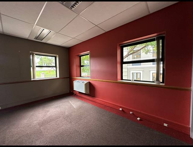 382.60M² OFFICE TO LET IN WOODMEAD